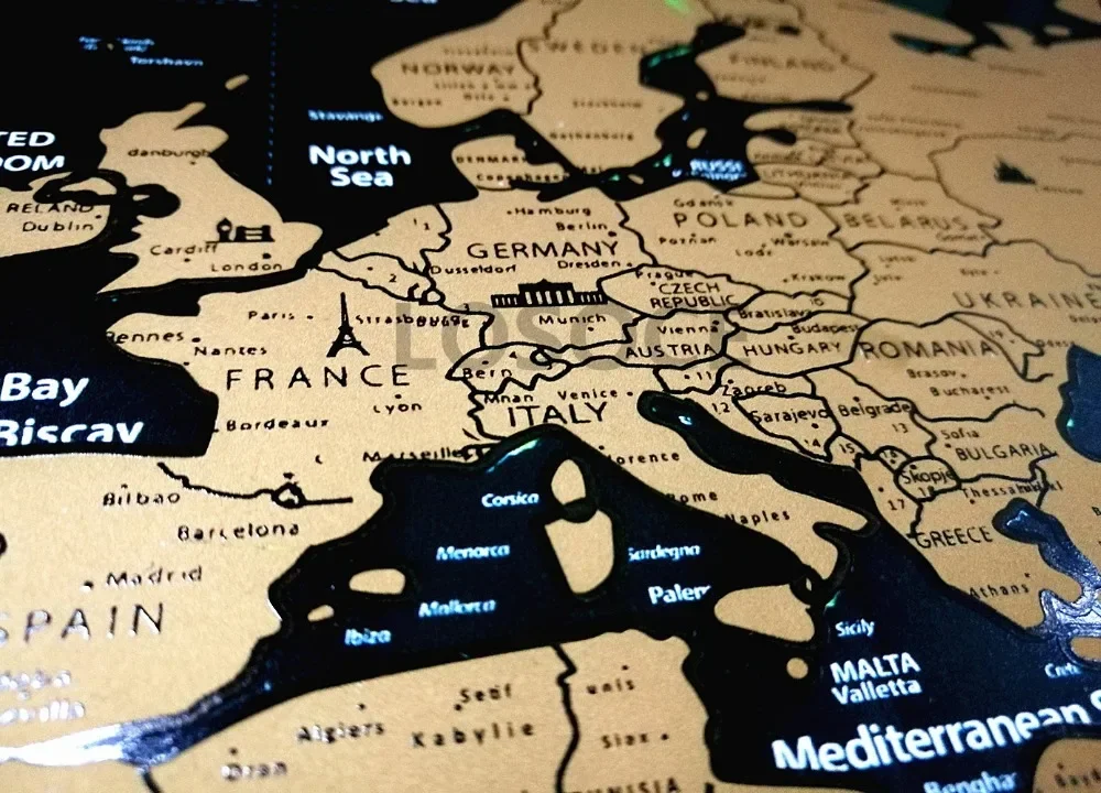 New Deluxe Travel Scratch Worl - مراجعة Star Map Poster وسعره